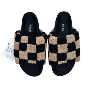 Roam Fuzzy Checker Sliders, Black and Beige, Size US 8, SOLD OUT